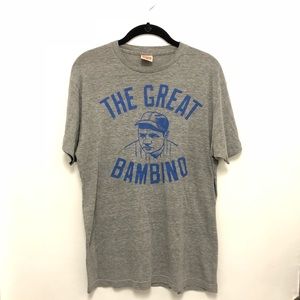 Men’s super soft grey Yankees tee